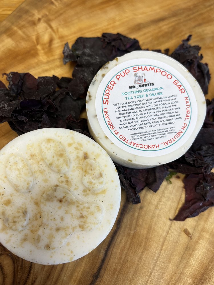 Super Pup Shampoo Bar - Geranium, Tea Tree & Dillisk